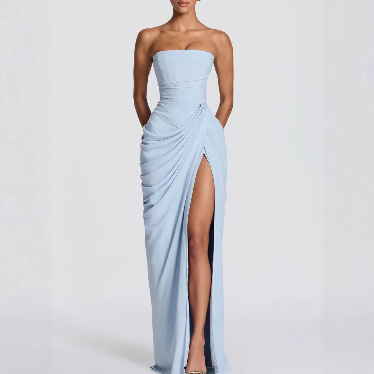 Vestido de Noche con Cinturón